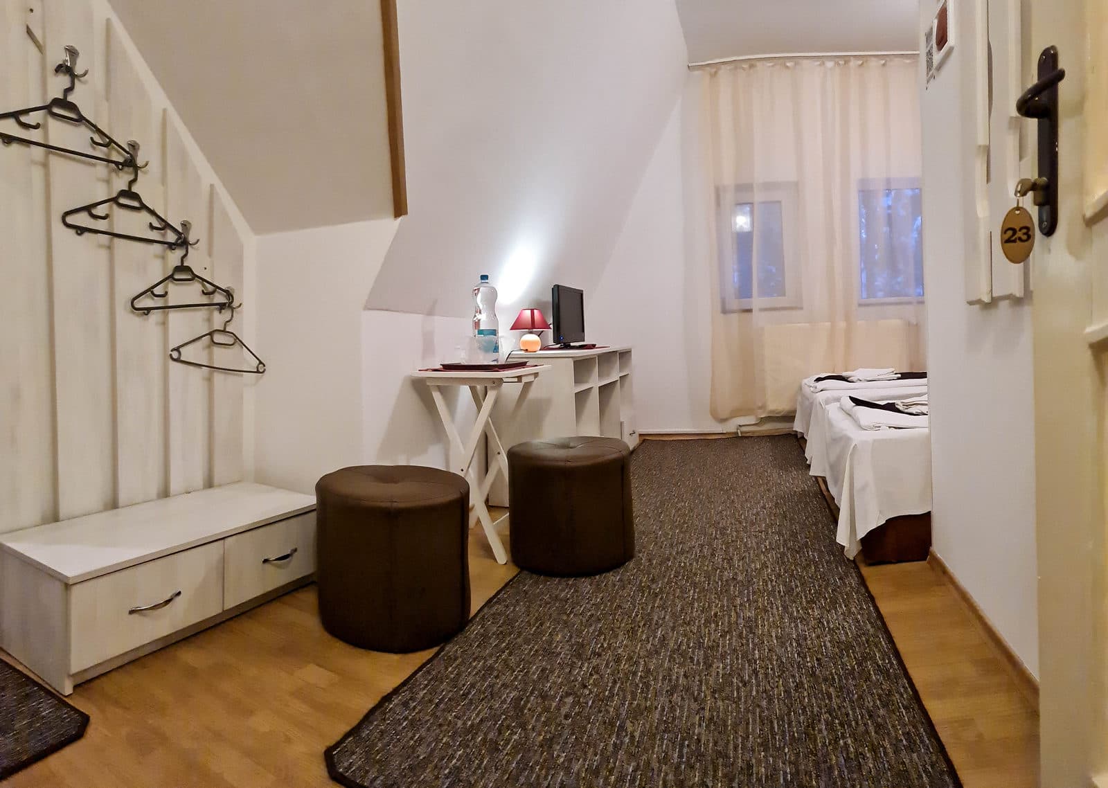 Cameră Twin cu două paturi single